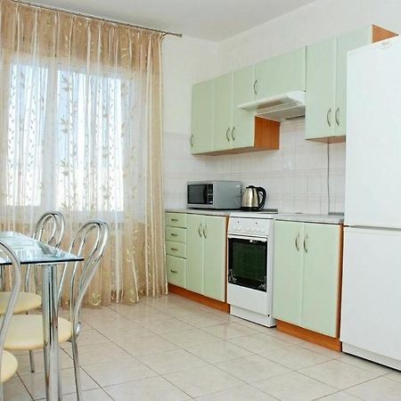 2-Komnatnye Apartamenty Alladin - Pozniaki Kiev Buitenkant foto