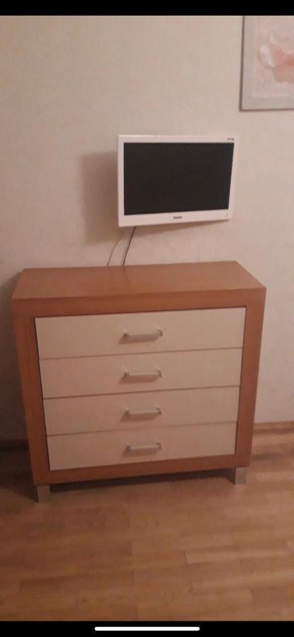 2-Komnatnye Apartamenty Alladin - Pozniaki Kiev Buitenkant foto